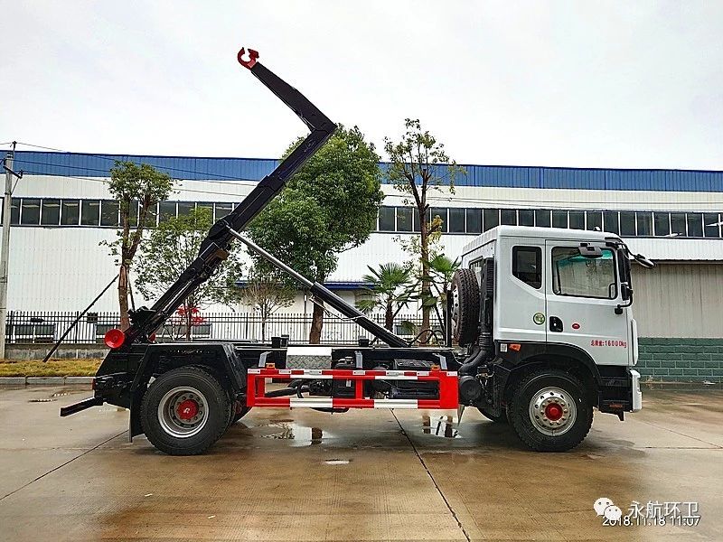 東風16噸勾臂式垃圾車