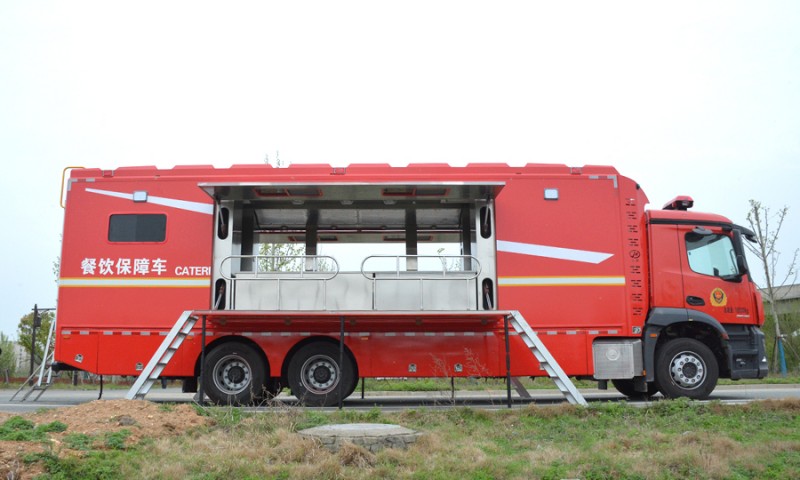 炊事車