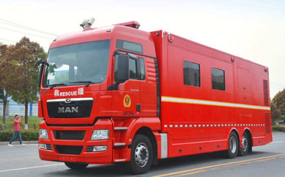 德國Man通信指揮車